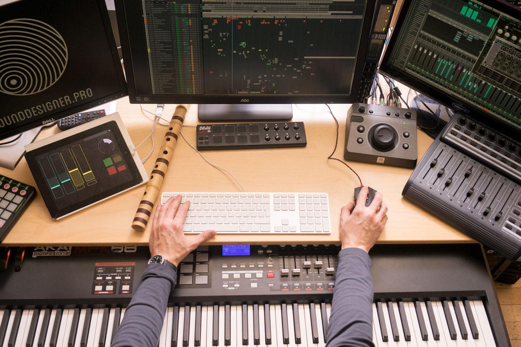 Muzieklogo voor Podcast & Bedrijf: Jouw Signature Sound